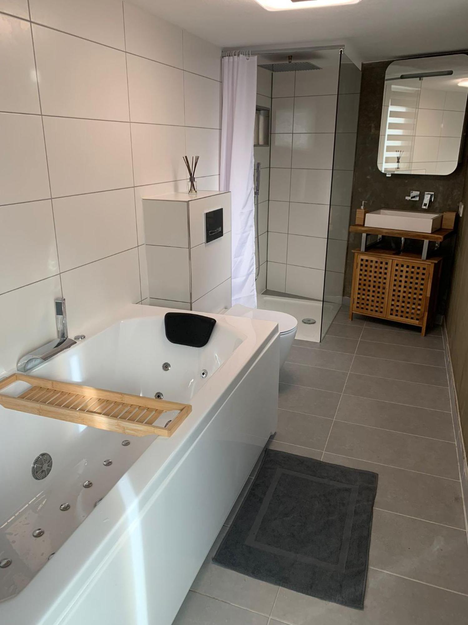 Ferienstueble Im Zabergaeu- Ferienwohnung Brackenheim Esterno foto